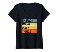 Mujer Cita Personalizada Divertida de I'm Mack Doing Mack Things Camiseta Cuello V