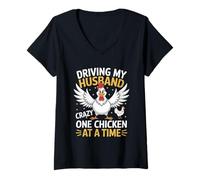 Mujer Conducir a mi marido loco un pollo a la vez Agricultura Camiseta Cuello V