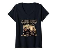 Mujer Conquista lo salvaje con el arte de la vida silvestre del oso para los amantes de la naturaleza Camiseta Cuello V