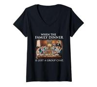 Mujer Cuando la Cena Familiar es Solo un Chat grupal - Broma sarcástica Camiseta Cuello V