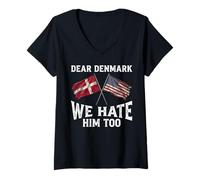 Mujer Denmark We Hate Him Too Freedom USA Greenland Bandera de calalita Camiseta Cuello V