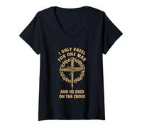 Mujer Diseño de Christian Faith Jesus Cross arrodillado para un Solo Hombre Camiseta Cuello V