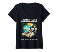 Mujer Divertido Malamute de Alaska Trabajo Duro Amante de Malamute de Alaska Camiseta Cuello V