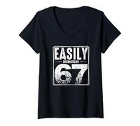 Mujer Easily Distracted by 67, Six Seven Cool 6 7 Meme Camiseta Cuello V