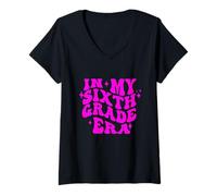 Mujer En la era del Sexto Segundo Grado para el Regreso a la Escuela de Sexto Grado Camiseta Cuello V