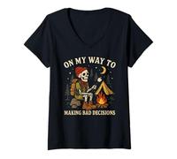 Mujer En mi Camino a Tomar Malas Decisiones - Camping Divertido Camiseta Cuello V