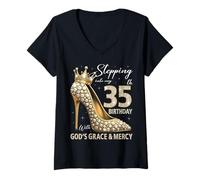 Mujer Entrando en mi 35 cumpleaños con la Gracia y la Misericordia de Dios Camiseta Cuello V