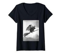 Mujer Escoba gótica de Bruja y Rata, alas de murciélago, Espeluznante Animal de Halloween Camiseta Cuello V