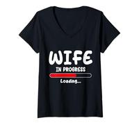 Mujer Esposa en Progreso Cargando Divertido Regalo de Humor Futuro Matrimonio Camiseta Cuello V