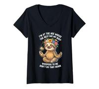 Mujer Estoy en la Edad en la Que al día Siguiente mi Cuerpo me susurra Camiseta Cuello V