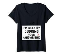 Mujer Estoy juzgando Silenciosamente a tu Maestro de Escritura a Mano Caligrafía Camiseta Cuello V