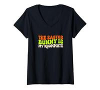 Mujer Fan de The Easter Bunny Is My Roommate Holiday Spring Bunny Camiseta Cuello V