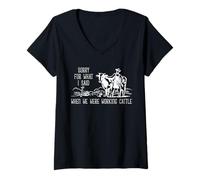 Mujer Farmer Cattle Ranch Humor Trabajando Ganado Apología Cita Camiseta Cuello V