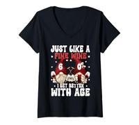 Mujer Funny 60th Wine Birthday Gnomes For Women & Men 60 Years Old Camiseta Cuello V