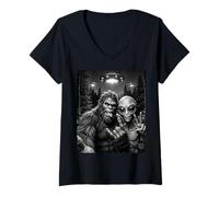 Mujer Funny Bigfoot y Alien Selfie UFO Peace Sign Camiseta Cuello V