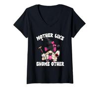 Mujer Funny Mothers Day GNOME Saying For Wine Mom and Cat Lover Camiseta Cuello V
