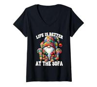 Mujer Funny Saying For Men Life Is Better At The Sofa Hippie Gnome Camiseta Cuello V