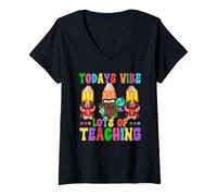 Mujer Funny Teacher Saying For Women and Men GNOME Teaching Quote Camiseta Cuello V