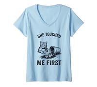 Mujer Gato divertido: ella me tocó por primera vez, plantas, gatos, gatitos y amantes de los gatos Camiseta Cuello V
