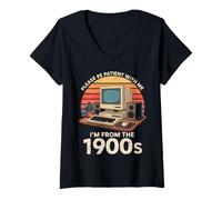 Mujer Geek, por Favor, Ten Paciencia, Soy de la computadora portátil Retro de la década de 1900 Camiseta Cuello V