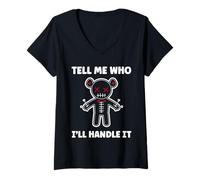 Mujer Halloween Funny Quote Tell me Who Voodoo Doll Camiseta Cuello V