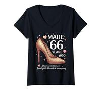 Mujer Hecho Hace 66 años Tacones Altos 66 años Mujeres 66 cumpleaños Camiseta Cuello V