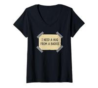 Mujer I Need A Hug from A Baddie Funny Text Graphic Flirt Meme Fun Camiseta Cuello V