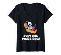 Mujer Just One More Row Funny Knitting Knitters Crochet Crochet Camiseta Cuello V