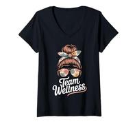 Mujer Kawaii Team Wellness Fitness Diva P.E Gym PTA Terapeuta PT Camiseta Cuello V