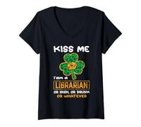 Mujer Kiss Me I'm A Librarian with Shamrock St Patricks Day Camiseta Cuello V
