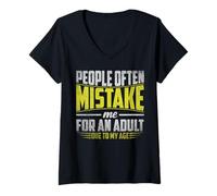 Mujer La gente divertida a menudo me confunde con un adulto debido a mi edad Camiseta Cuello V