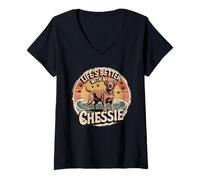 Mujer La Vida es Mejor con un Chessie Retro Chesapeake Bay Retriever Camiseta Cuello V