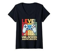Mujer Level 11 Unlocked Video Gamer Awesome Since 2013 11th Bday Camiseta Cuello V