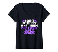 Mujer Los corazones recuerdan lo que las mentes pueden olvidar la enfermedad de Alzheimer Camiseta Cuello V