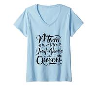 Mujer Mamá es un título Justo por Encima de la Reina Mejor mamá Día de la Madre Camiseta Cuello V