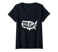 Mujer Mapa de bandera de Estados Unidos Inmigrantes Inmigrantes América Anti Racismo Camiseta Cuello V
