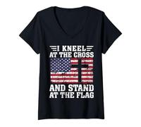 Mujer Me arrodillé en la Cruz y me paro en la Bandera Camiseta Cuello V