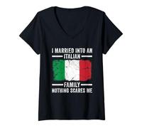 Mujer Me casé con una Familia Italiana Divertida en la Ley Foto de Boda Camiseta Cuello V