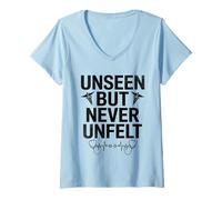 Mujer Médico internista de medicina interna invisible pero nunca insensible Camiseta Cuello V