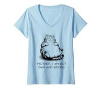 Mujer Mother, I Am But Skin and Bones Funny Cat Lover tee Camiseta Cuello V