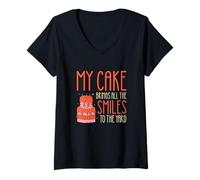 Mujer My Cake trae todas las sonrisas al patio divertidos pasteleros Camiseta Cuello V
