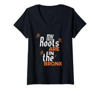 Mujer My Roots Are in the Bronx NYC Tee Holiday Pride Mujeres Hombres Camiseta Cuello V