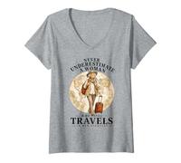 Mujer Never Underestimate Woman Who Still Travels in Her 80s Camiseta Cuello V