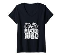 Mujer No es una Princesa, Sino una Maestra de la Habilidad de Judo en Lugar de Tiaras Camiseta Cuello V
