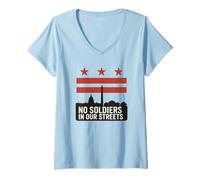 Mujer No Hay Soldados en Nuestras Calles Protesta de la Bandera de Washington DC Camiseta Cuello V