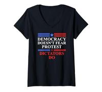 Mujer No Kings America Democracy Doesn'T Fear Protest Dictators Do Camiseta Cuello V