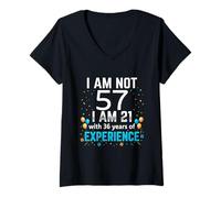 Mujer No Soy 57 cumpleaños Divertido 57 años Broma cumpleaños Humor Camiseta Cuello V