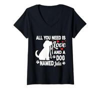 Mujer Nombre de Perro Personalizado Julia Cute Dog Pet Lover Camiseta Cuello V