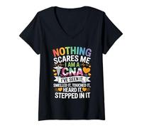 Mujer Nothing Scares Me I Am A CNA Nurse Certified Assistant Camiseta Cuello V