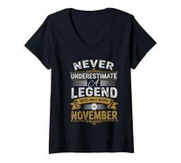 Mujer Nunca Subestimes A Legend Who nació en noviembre Camiseta Cuello V